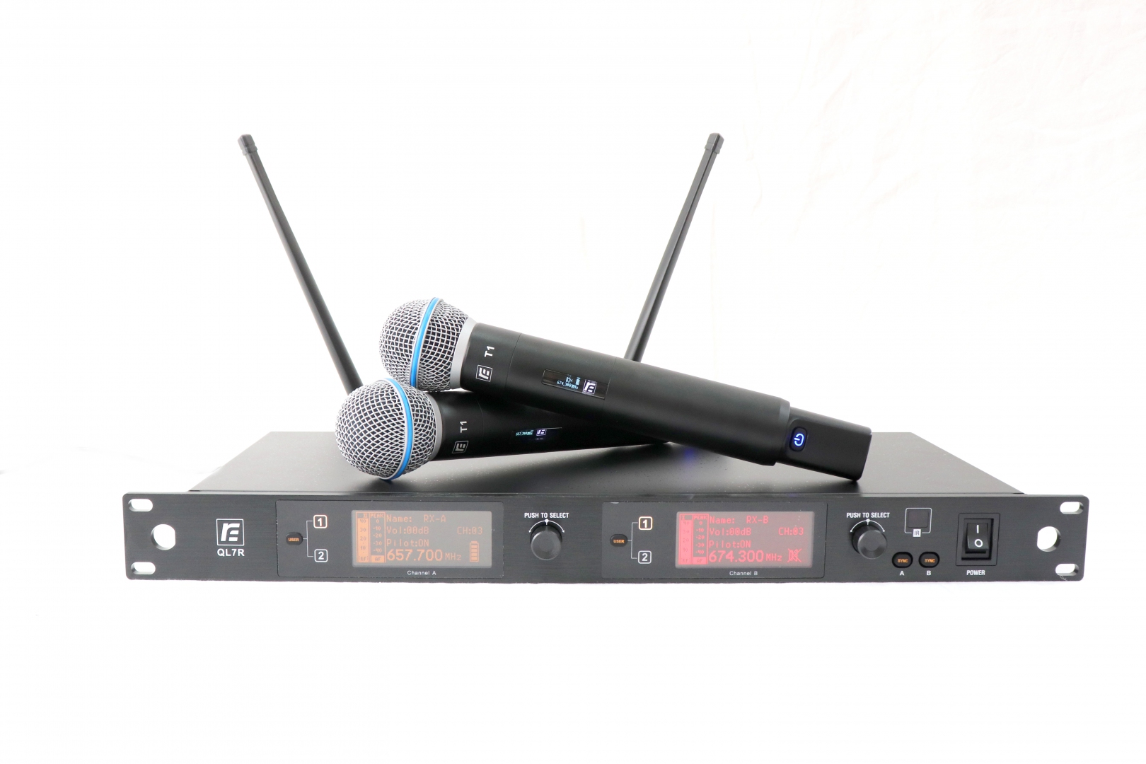 RFIntell QL7R/T1-A 651,800-683,400 МГц 2-канальная радиосистема с 2-мя ручными микрофонами в Вышнем Волочке